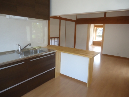 キッチンとサイドカウンター