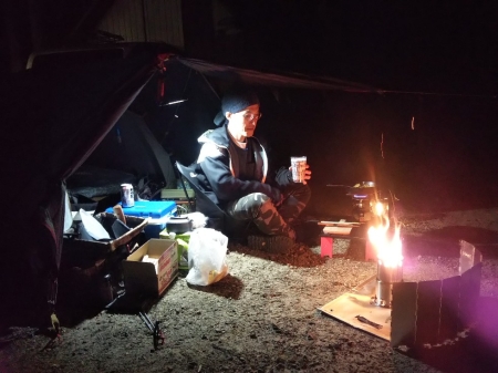 キャンプ用の薪