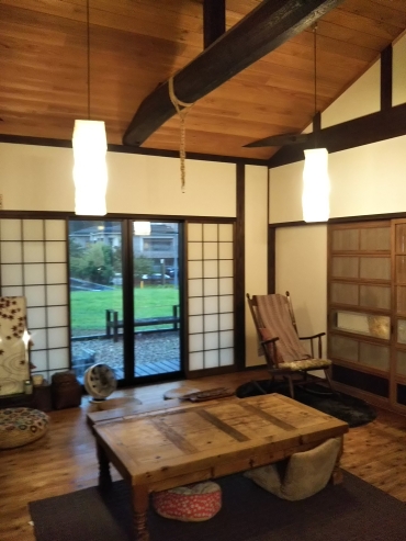 無垢のリビングテーブル