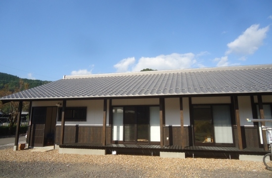 土間玄関のある古民家スタイルの家