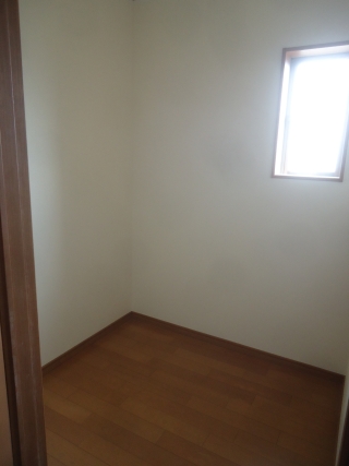 小さな部屋（２帖）