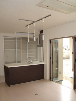 ダイニングキッチン（岐阜市粟野の家）