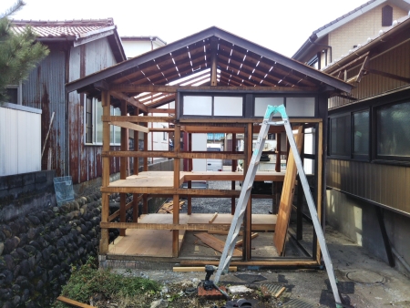 小屋の解体