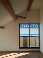 斜め天井の子供部屋