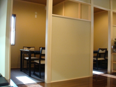 個室テーブル席