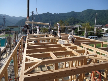 上棟（建て方）